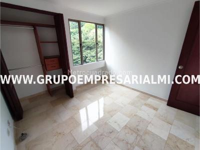 Apartamento de 3 alcobas en venta en El Poblado, Medellín, 150 m² · foto 18 de 20