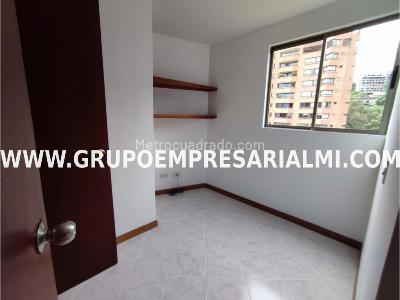 Apartamento de 3 alcobas en venta en El Poblado, Medellín, 150 m² · foto 9 de 20