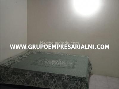 Casa de 3 alcobas en venta en Robledo, Medellín, 89 m² · foto 18 de 20