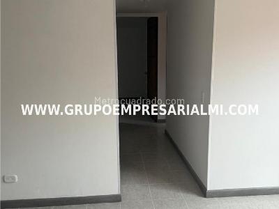 Apartamento en venta en Buenos Aires, Medellín · foto 8 de 20