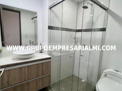 Apartamento de 3 alcobas en arriendo en Conquistadores, Medellín, 108 m² · foto 18 de 20