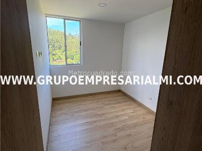Apartamento en venta en Los Colores, Medellín · foto 15 de 20