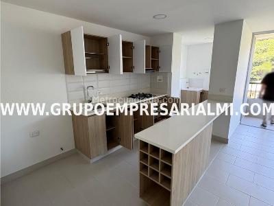 Apartamento en venta en Los Colores, Medellín · foto 4 de 20