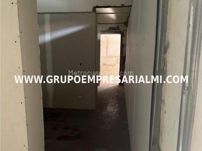 Casa de 5 alcobas en venta en Buenos Aires, Medellín, 238 m² · foto 10 de 20