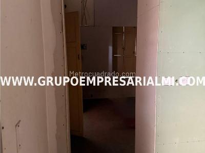 Casa de 5 alcobas en venta en Buenos Aires, Medellín, 238 m² · foto 13 de 20