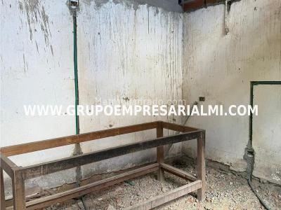 Casa de 5 alcobas en venta en Buenos Aires, Medellín, 238 m² · foto 6 de 20