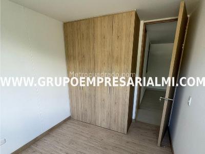 Apartamento en venta en Los Colores, Medellín · foto 11 de 20