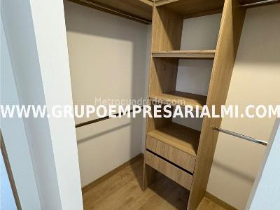 Apartamento en venta en Los Colores, Medellín · foto 17 de 20