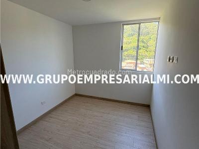 Apartamento en venta en Los Colores, Medellín · foto 9 de 20