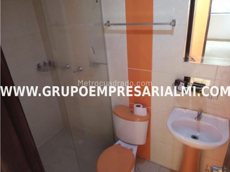 Apartamento de 2 Alcobas en Santa Mónica 2 con Parqueadero - 8