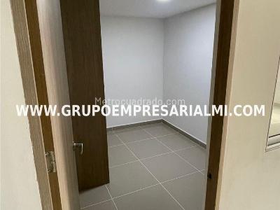 Apartamento en venta en Villa Hermosa, Medellín · foto 7 de 20