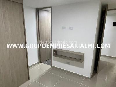 Apartamento en venta en Villa Hermosa, Medellín · foto 8 de 20