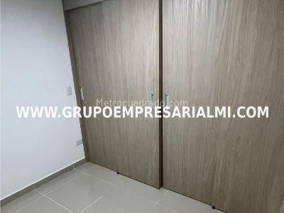 Apartamento en venta en Villa Hermosa, Medellín · foto 10 de 20
