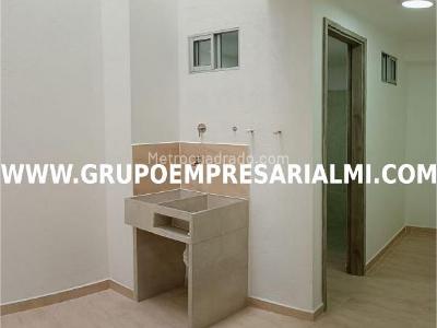 Casa de 5 alcobas en venta en La Pola, Medellín, 55 m² · foto 19 de 20