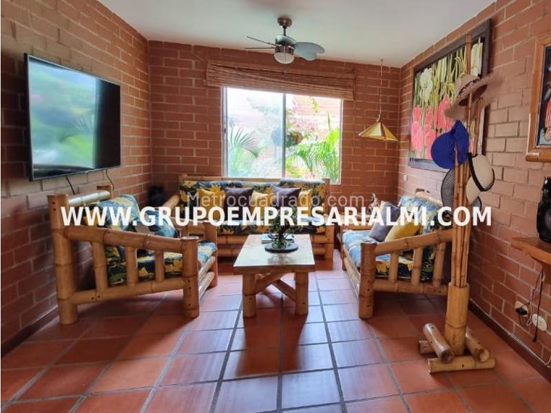 Furnished 3BR House for Rent in La Glorieta - 4