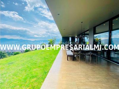 Casa de 4 alcobas en venta en El Poblado, Medellín · foto 12 de 20