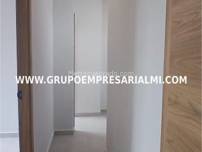 Apartamento en venta en La America, Medellín · foto 6 de 20