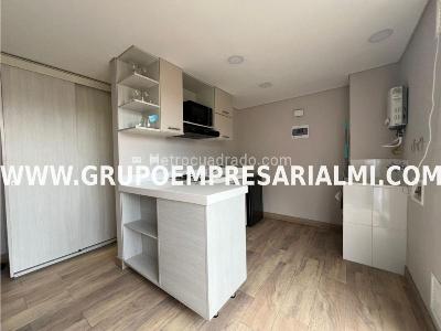 Apartaestudio en venta en El Poblado, Medellín, 32 m² · foto 3 de 20
