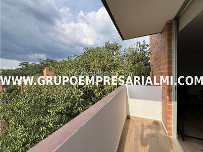 Apartaestudio en venta en El Poblado, Medellín, 32 m² · foto 6 de 20