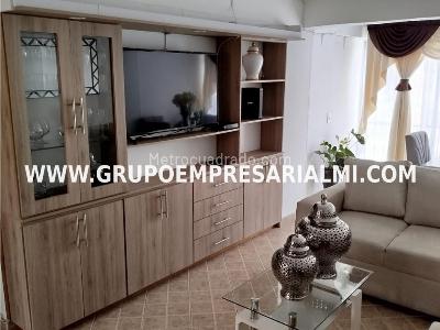 Apartamento en venta en La Milagrosa, Medellín · foto 3 de 20