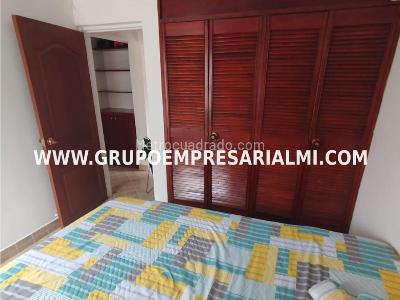 Apartamento en venta en La Milagrosa, Medellín · foto 16 de 20