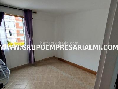 Apartamento en venta en La Milagrosa, Medellín · foto 17 de 20