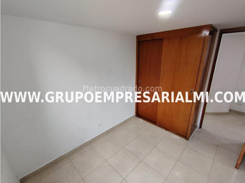 Spectacular 3BR Apartment in La America - 8