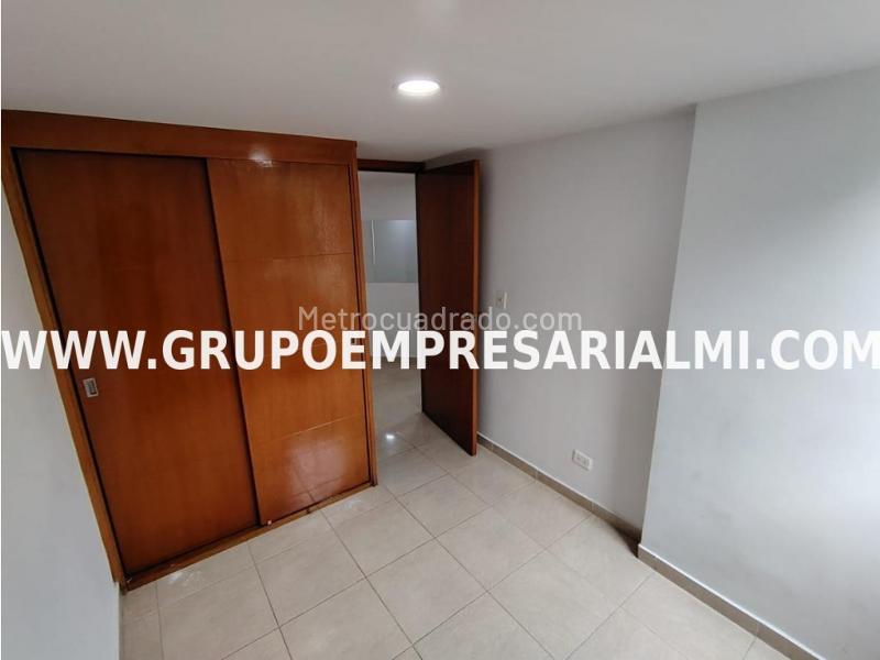 Spectacular 3BR Apartment in La America - 9