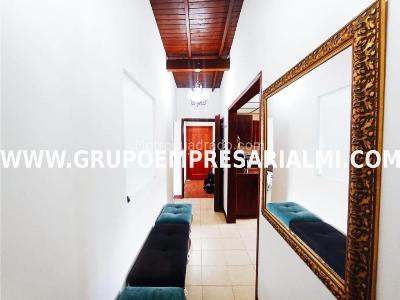 Apartamento de 3 alcobas en venta en La Castellana, Medellín, 125 m² · foto 4 de 20