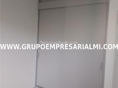 Apartamento de 3 alcobas en arriendo en El Velodromo, Medellín, 100 m² · foto 6 de 20