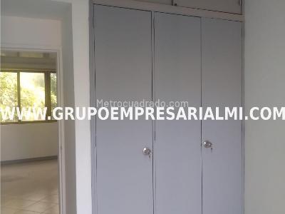 Apartamento de 3 alcobas en arriendo en El Velodromo, Medellín, 100 m² · foto 8 de 20