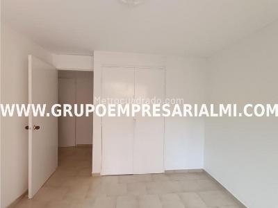 Apartamento en arriendo en Belen, Medellín · foto 8 de 20