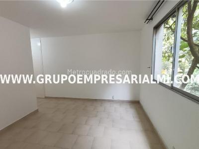 Apartamento en arriendo en Belen, Medellín · foto 13 de 20