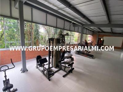 Apartamento de 3 alcobas en venta en Suramerica, Itagüí, 89 m² · foto 18 de 20