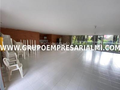 Apartamento de 3 alcobas en venta en Suramerica, Itagüí, 89 m² · foto 19 de 20