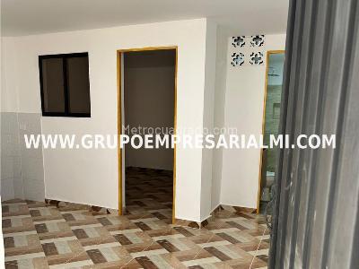 Apartaestudio en venta en El Trapiche, Bello, 36 m² · foto 2 de 20