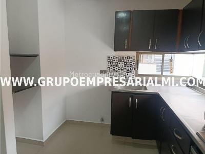 Apartamento de 3 alcobas en venta en Belen, Medellín, 75 m² · foto 2 de 20