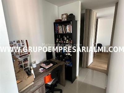 Apartamento en venta en Los Colores, Medellín · foto 3 de 20