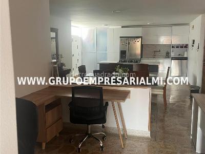 Apartamento de 3 alcobas en venta en Laureles, Medellín, 120 m² · foto 2 de 20