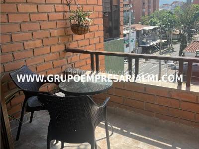 Apartamento de 3 alcobas en venta en Laureles, Medellín, 120 m² · foto 18 de 20