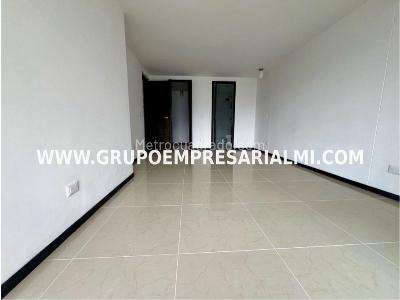 Apartamento de 3 alcobas en venta en Las Lomitas, Sabaneta, 110 m² · foto 10 de 20