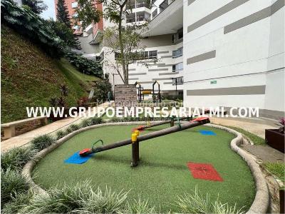 Apartamento de 3 alcobas en venta en Las Lomitas, Sabaneta, 110 m² · foto 16 de 20