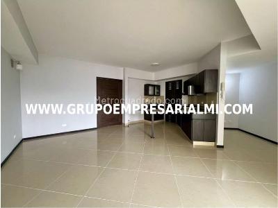 Apartamento de 3 alcobas en venta en Las Lomitas, Sabaneta, 110 m² · foto 17 de 20