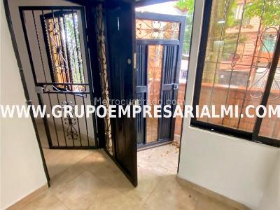 Apartamento en venta en La America, Medellín · foto 2 de 20