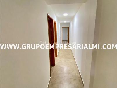 Apartamento en venta en La America, Medellín · foto 3 de 20