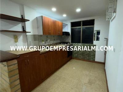 Apartamento de 3 alcobas en venta en Mayorca, Sabaneta, 69 m² · foto 3 de 20