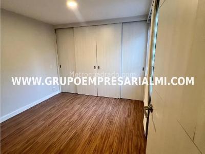 Apartamento de 2 alcobas en venta en Belen, Medellín, 52 m² · foto 9 de 20