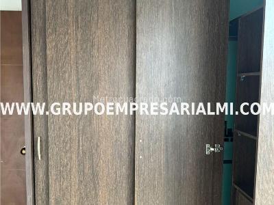 Apartamento de 3 alcobas en venta en Santa Rita, Bello, 46 m² · foto 10 de 20
