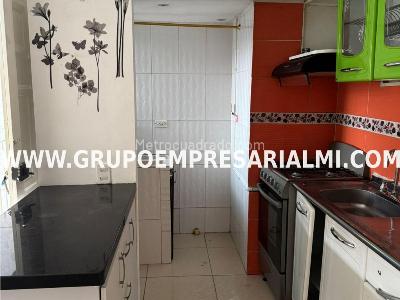 Apartamento de 3 alcobas en venta en Santa Rita, Bello, 46 m² · foto 5 de 20