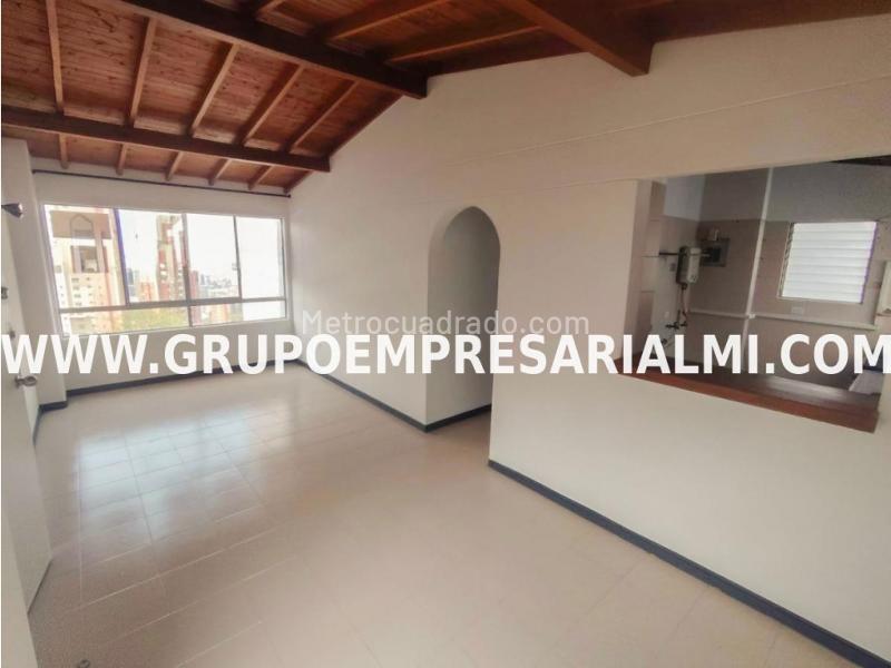 Charming 3BR Apartment in Loma del Indio